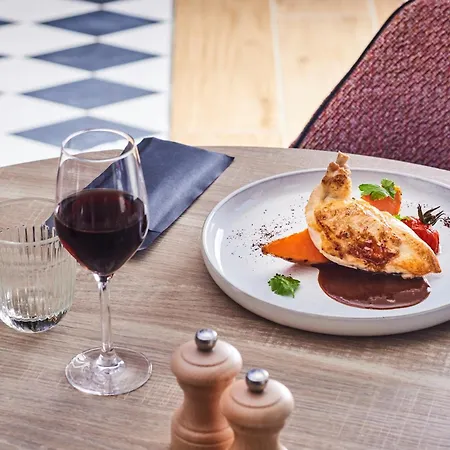 Ibis Paris Sud فندق Montlhéry
